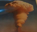 中国第一颗氢弹爆炸烟云