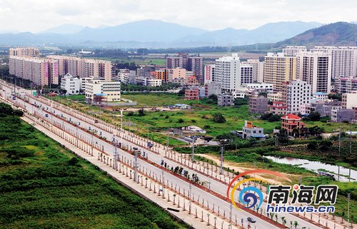 海南日报海南十大新闻·海南西环高铁全线动工