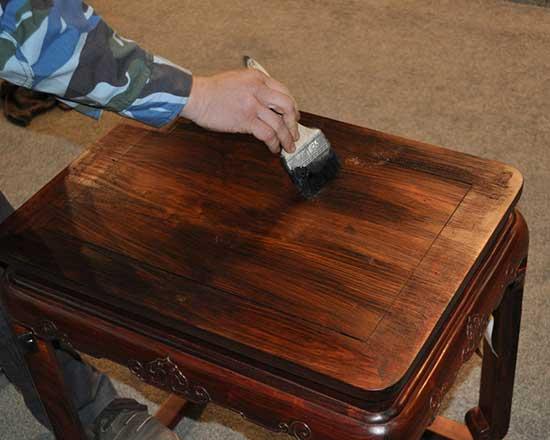 九个家具保养的错误方法_新闻_腾讯网