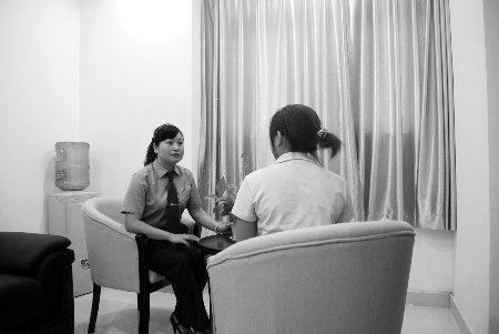 高三女生早恋怀孕 偷钱打胎被判缓刑(图) 