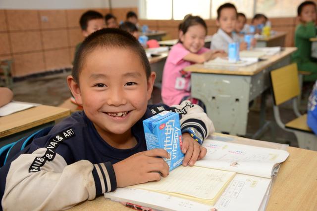 维他奶温暖陪伴山区孩子健康成长