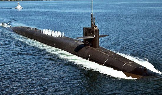 美国海军拨款10亿美元研制新型战略核潜艇