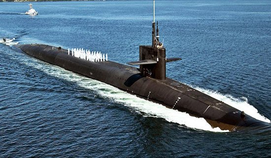 美国海军拨款10亿美元研制新型战略核潜艇