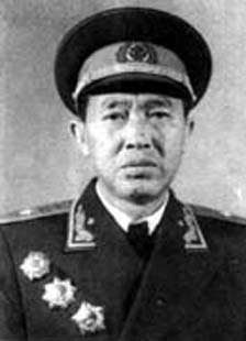 林彪出逃前毛泽东让军队要员与其清界线