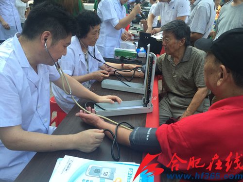 三孝口街道城隍庙社区关爱退伍老兵_新闻_腾讯网