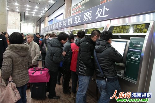 春运:购票时间差让北京西站临时售票处遇冷