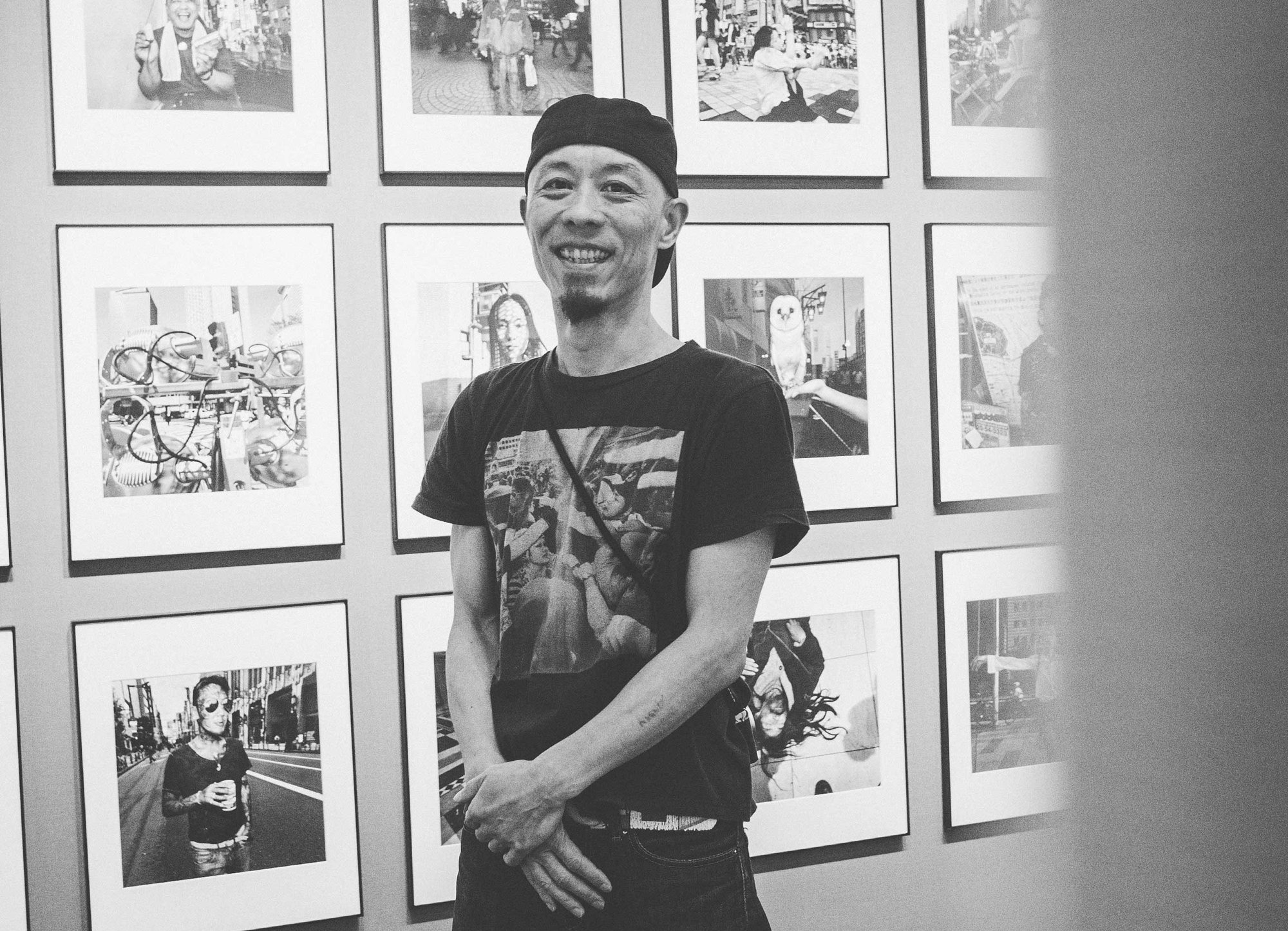 有元伸也,摄影师。1971年生于大阪。代表作品:摄影集《TOKYO CIRCULATION》。 有元伸也,摄影师。1971年生于大阪。代表作品:摄影集《TOKYO CIRCULATION》。