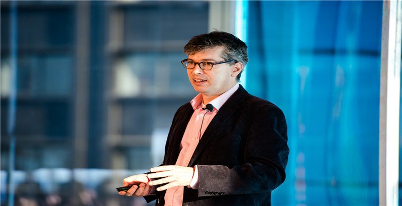 1年时间,机器人如何席卷英美编辑室