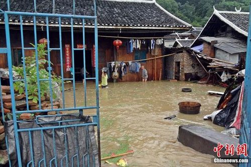 全国连日强降雨致95人亡 防总启动Ⅱ级应急响应