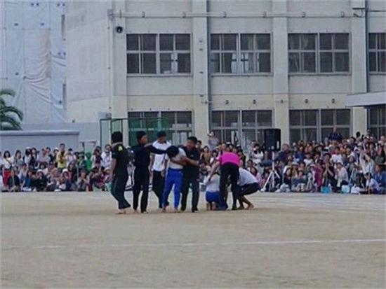 日本学生150人
