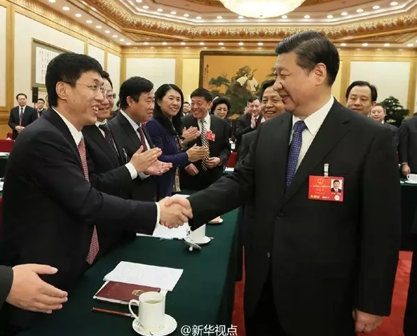 习近平:摸索接续产业发展路子