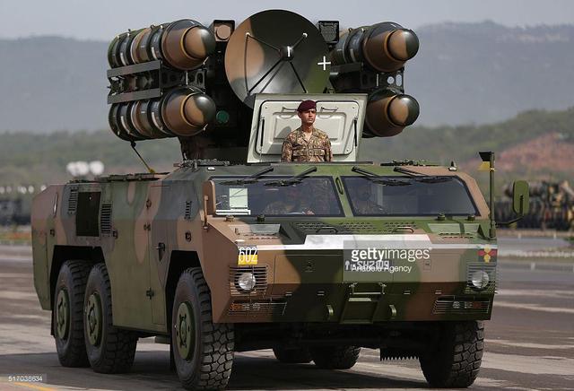 美媒:巴基斯坦购中国武器最多 奥巴马私下抱怨