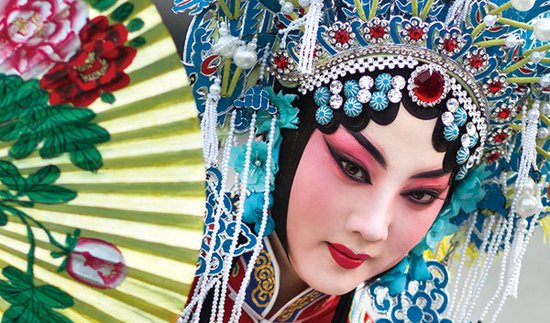 央视纪录片《京剧》热议:满足国家公关时代需