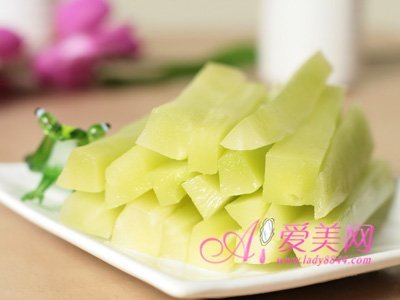 女性养生:吃胸补胸 让你的胸部越吃越健康美丽