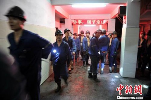 江西高坑煤矿事故遇难者升至14人 仍有1人失踪