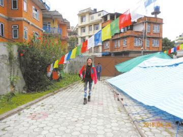 成都登山者亲历珠峰雪崩劫后余生：活着比什么都好