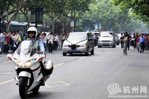 最美司机今日出 被交通部追授为驾驶员楷模