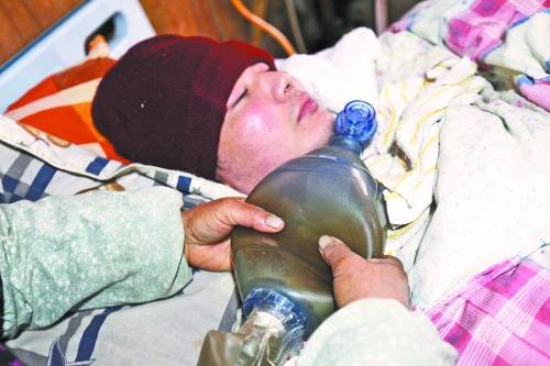 “山寨呼吸机”背后:“四重保障”难遏因病致贫