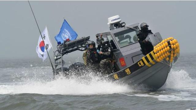 韩海警称将追查30多艘逃离渔船 要向中国有关部门通报