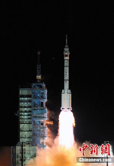 周建平:交会对接将为空间站建设奠定坚实基础