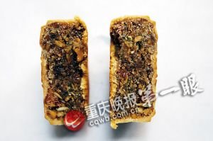 市民储存三年月饼未现腐烂 厂家回应称不清楚