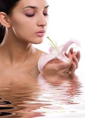 女性养生:性感背后的疼痛 读懂乳房8大事件(组