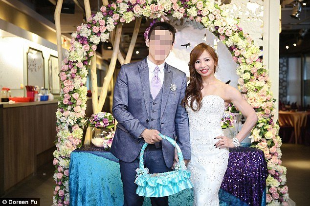 台湾新娘婚礼上秀引体向上 强壮肌肉看呆宾客(图)