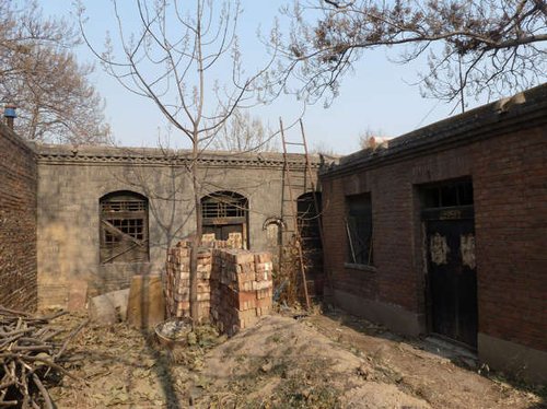 男子外逃22年自首 被以旧罪名“流氓罪”判刑