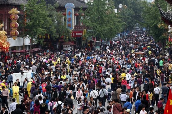 风景名胜现状透视:应以保护为重 却被过度开发