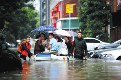 武汉暴雨206处被淹 因灾死亡14人失踪1人