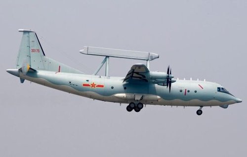 日称中国预警机首次飞经冲绳与宫古岛之间公海