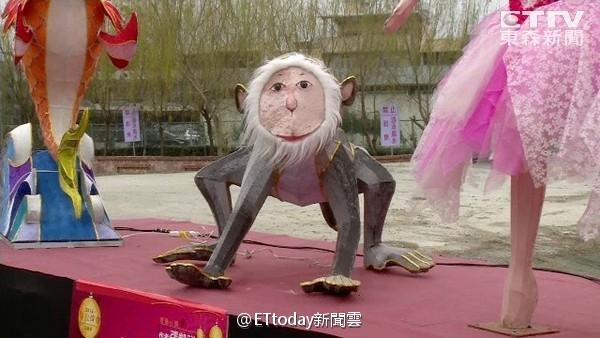 台北灯会福禄猴丑哭网友 然而还有更丑的(图)