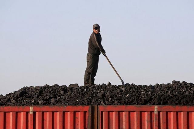 美媒：产煤大户中国限制产量 全球煤炭价格急升