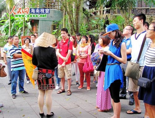 开发新旅游线路 三亚旅行社协会走进槟榔谷