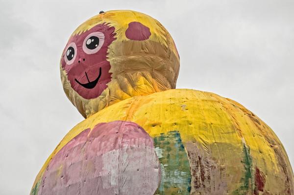 台北灯会福禄猴丑哭网友 然而还有更丑的(图)