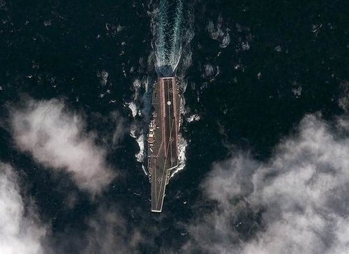 俄媒:辽宁舰动力曾受挫 中国巨资建航母船厂