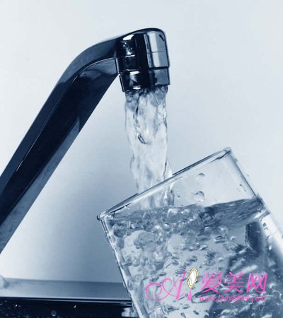 都市人该喝什么水?解惑关于喝水的哪些担忧