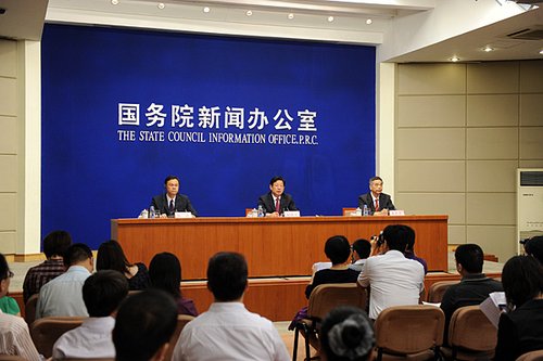 人社部:社保卡与居民身份证不能相互替代