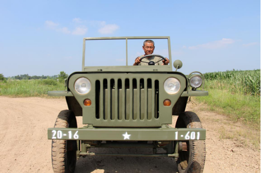 �ֹ�����������װ�ף��������������һλ60���ү֮�֣�