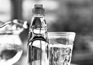 苏打水市场乱象调查：一瓶苏打水 五种添加剂