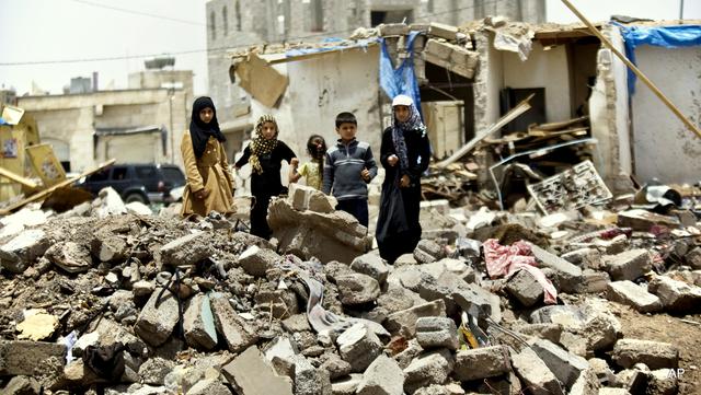 战乱中的也门儿童