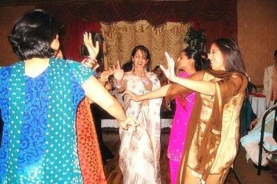 6名巴基斯坦男女因在婚礼上唱歌跳舞被判死刑