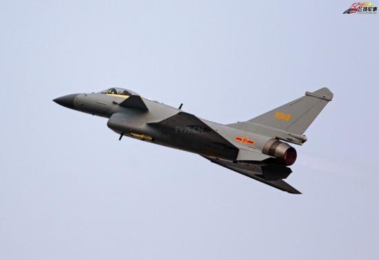 美媒称中国未来可能将向伊朗出售两大先进武器