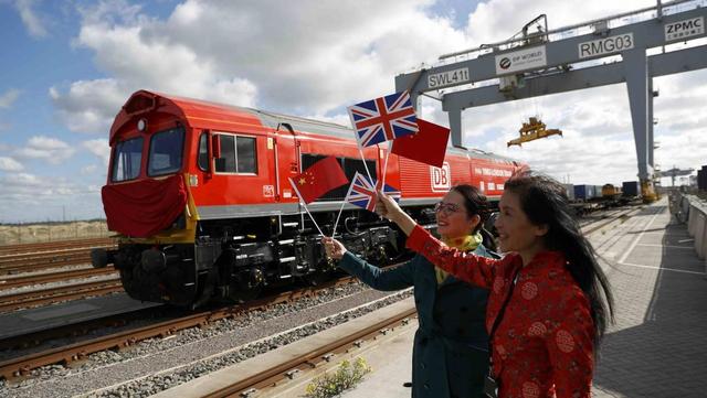 英国开往中国首列货车启动 中国未来或可从英进口武器