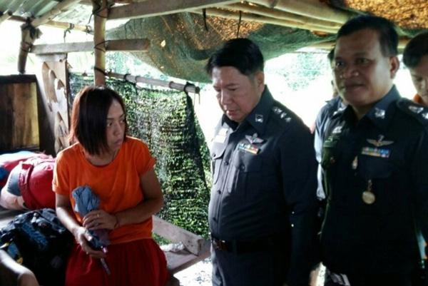 中国女游客泰国老虎园失踪2天被找到：当时她正在溪边洗衣服