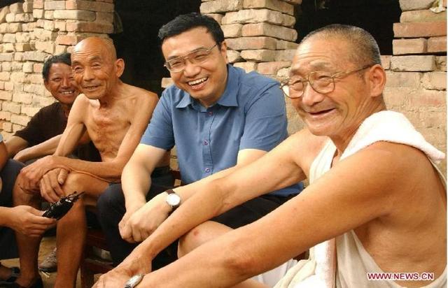李克强的农心与农经:年轻时手上满是茧子
