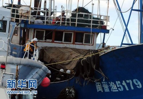 日本拖中国渔船出海 模拟海上作业检查(组图)