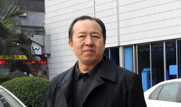 成都市委原副书记李昆学被诉 曾与李春城共事11年