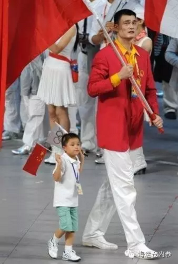 汶川地震新闻人物今何在?