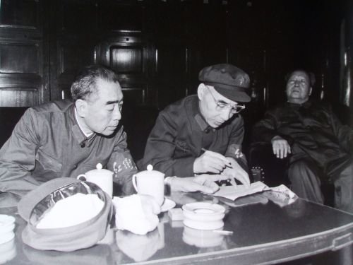“九一三”事件考证：林彪死亡原因的各种说法